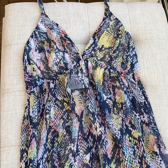 America & Beyond Beach Coverup Dress - Picture 5 of 6